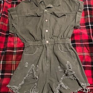 Lane 201 idem ditto Distressed Olive Green Romper Size S